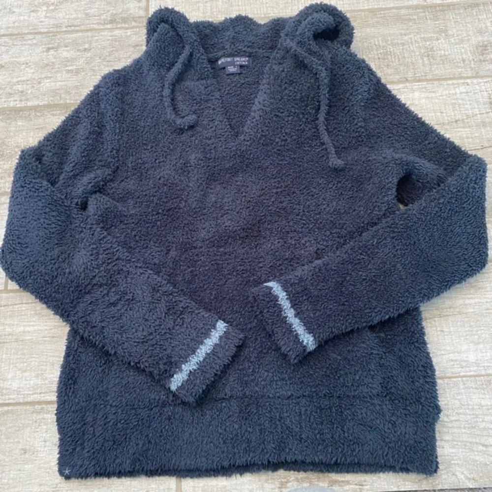 Barefoot dreams hoodie